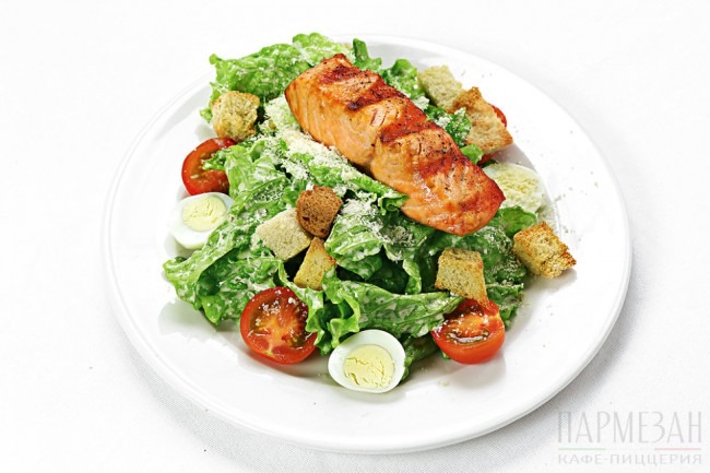 Цезарь с форелью